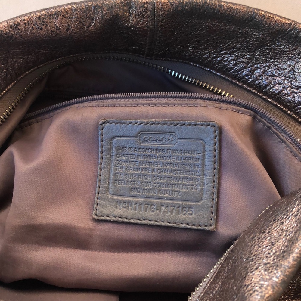Metallic Coach Purse - Picture 5 of 6